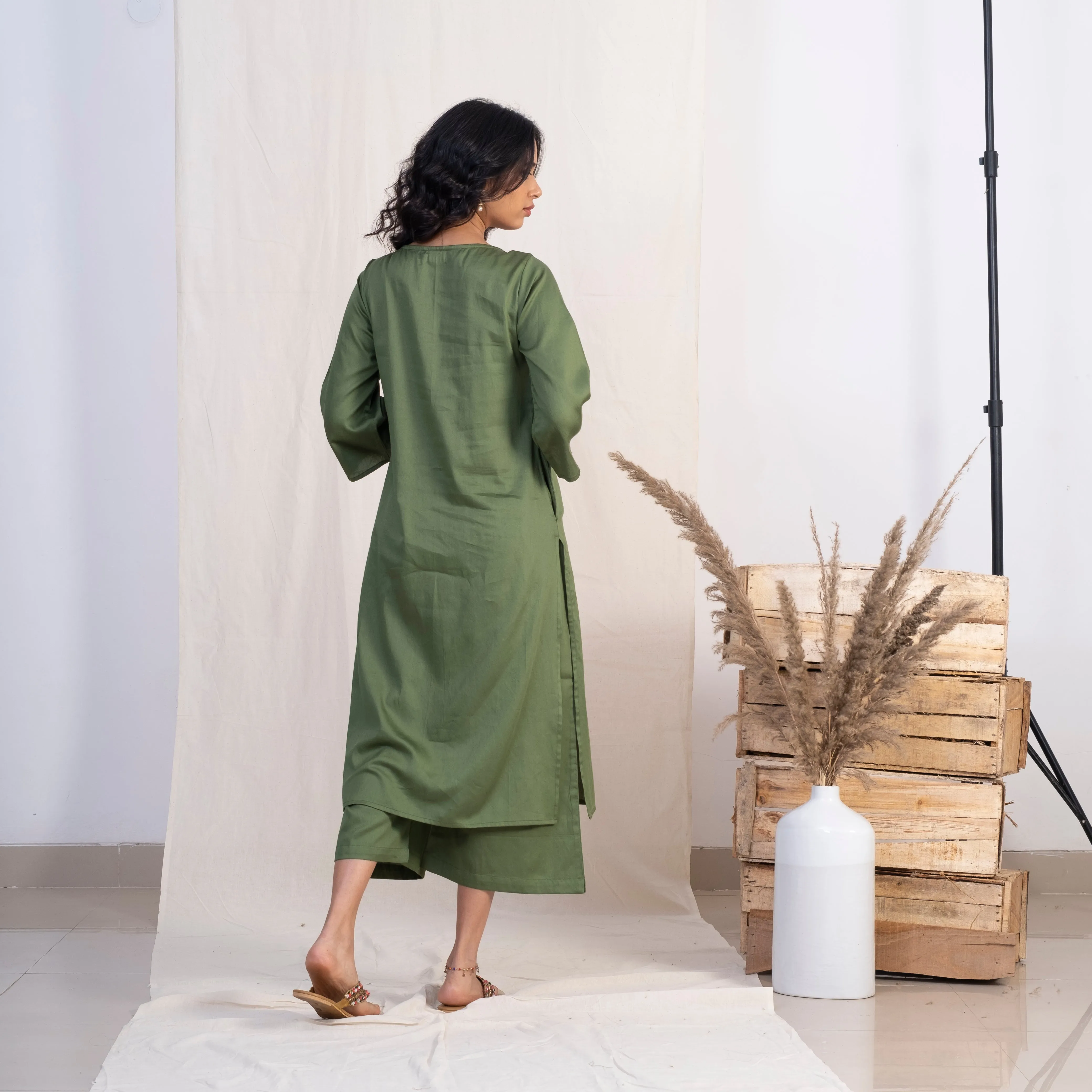 Akiso Green Round Neck With Pintucks