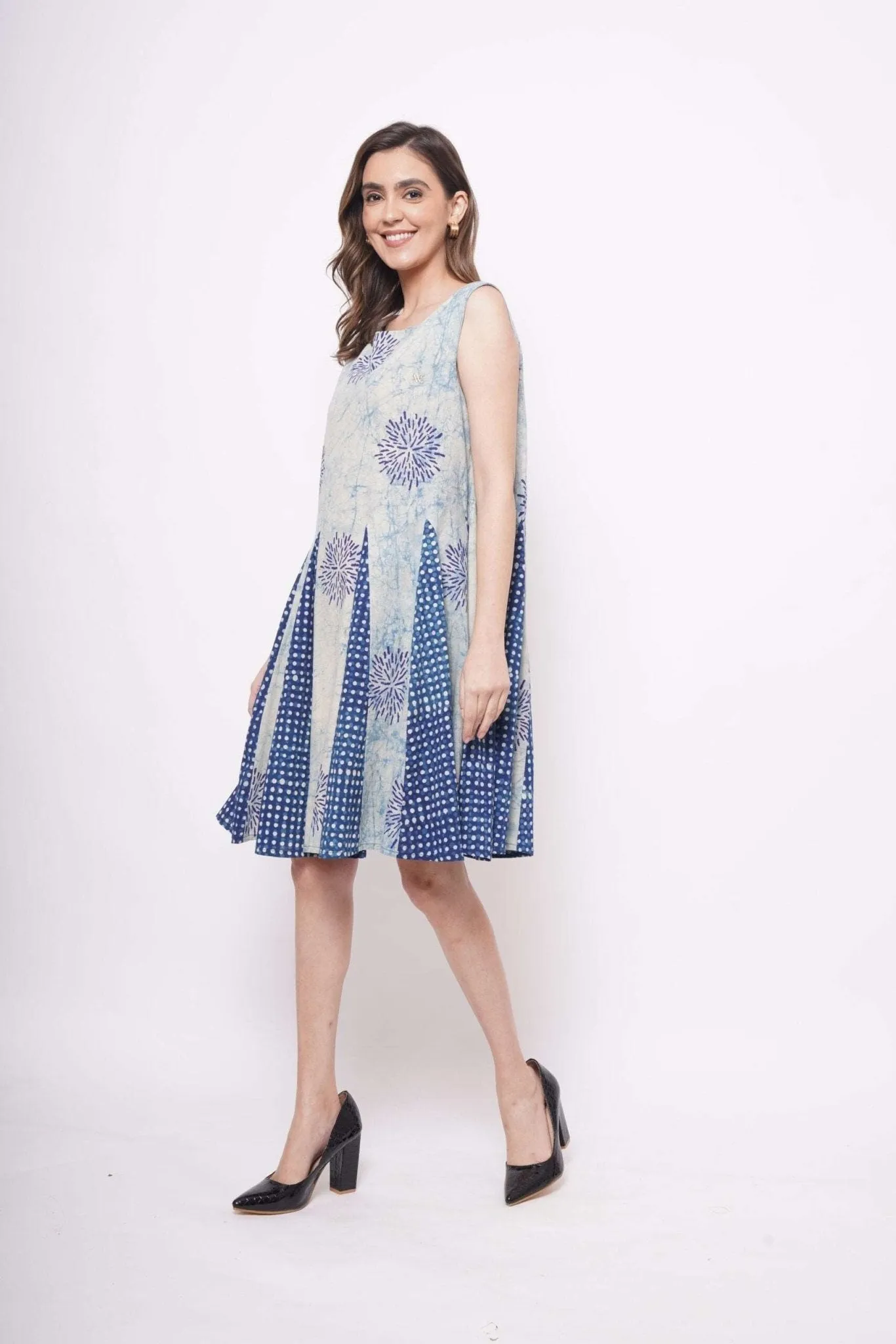 Sleeveless Blue Shibori Print Flare Dress