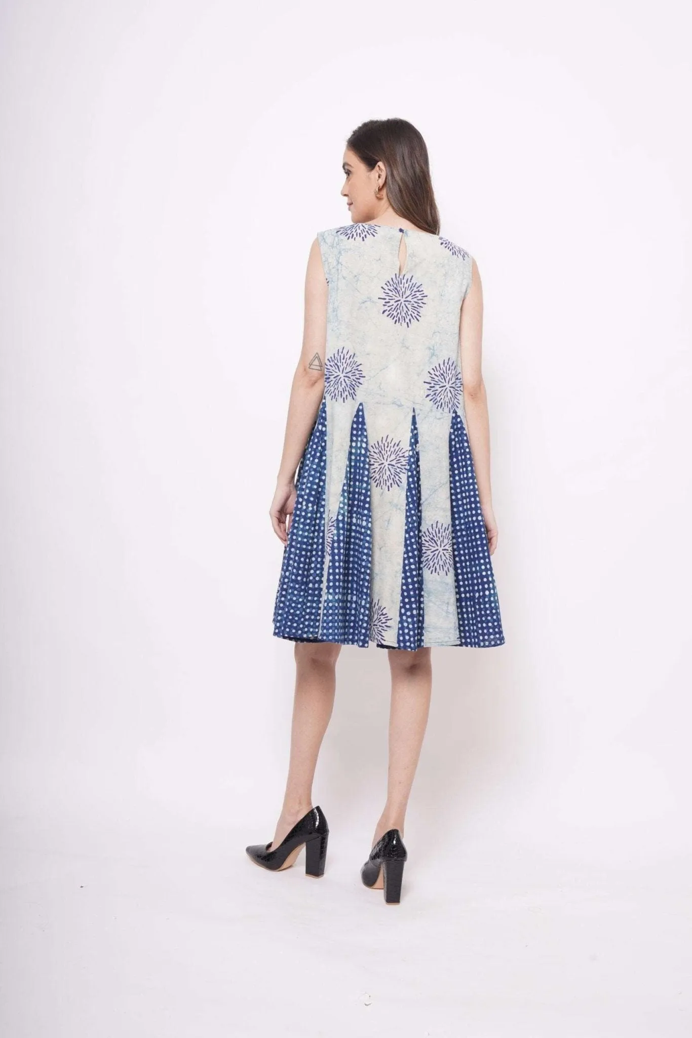 Sleeveless Blue Shibori Print Flare Dress