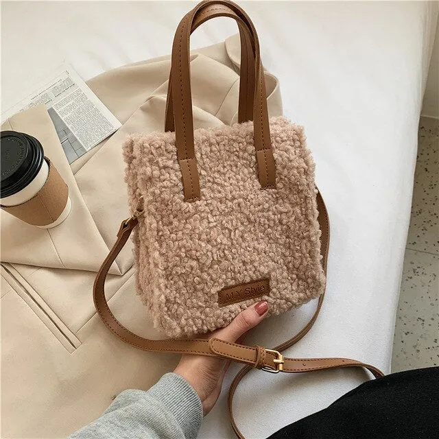 TRAVEL TEDDY TOTE BAG